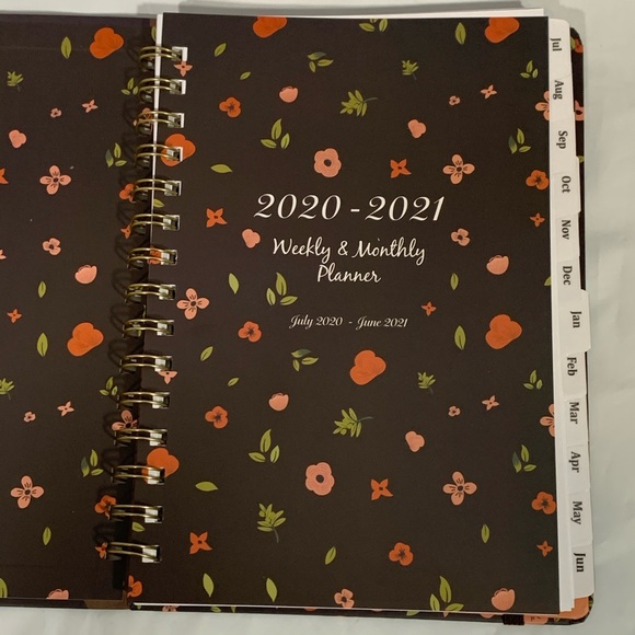 Sloth Academic Planner w/Tabs July 20 - June 2021 - Picture 2 of 9